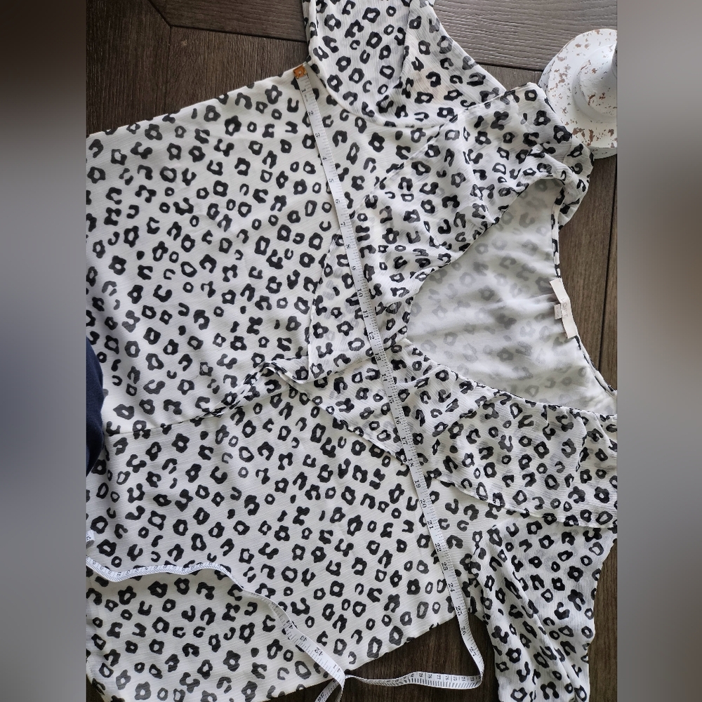 LOFT Black and White Ruffled Bib Collar Blouse, Fully Lined - Picture 5 of 6